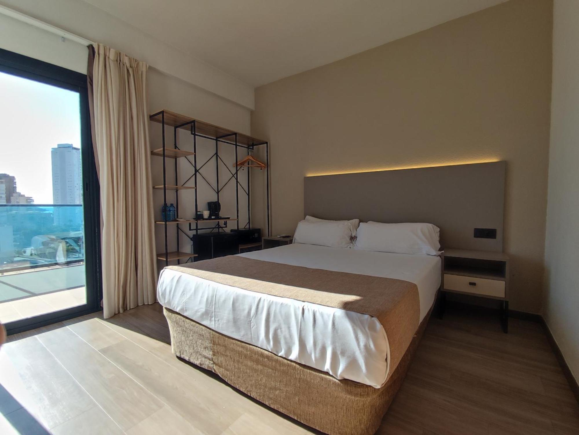 Hotel Bristol 4 Sup Benidorm Ruang foto