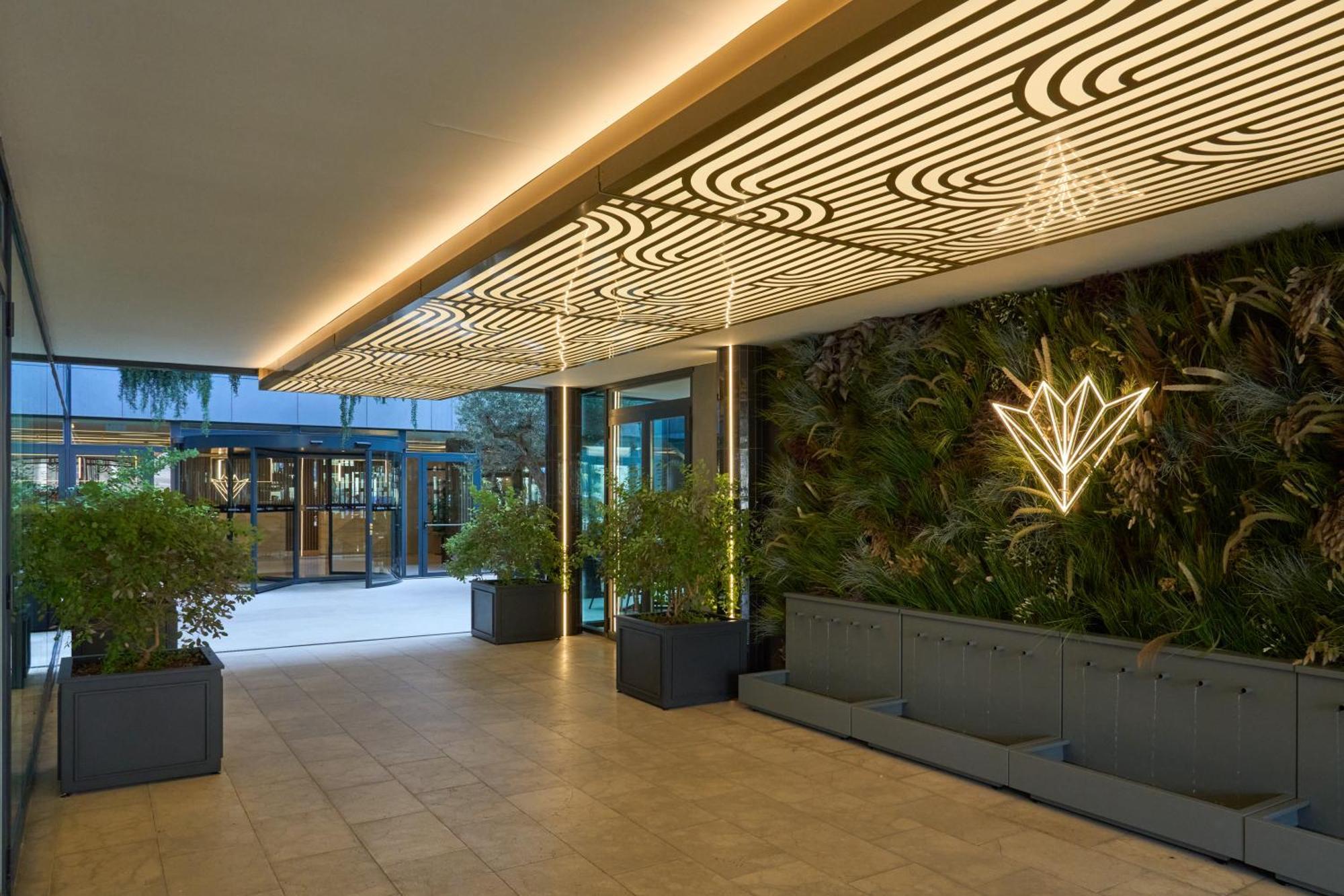 Hotel Bristol 4 Sup Benidorm Bagian luar foto